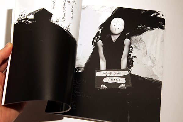 Alcune pagine interne del catalogo Daniele Cascone - Black and white / Houses - Foto 5 di 9